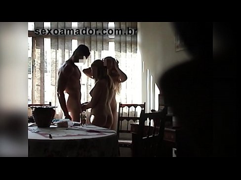 ❤️ Seksualni prijatelji pozivaju divovskog muškarca i trojku s njim ☑ Jebeni video  na hr.mailkassa.ru ❌️❤
